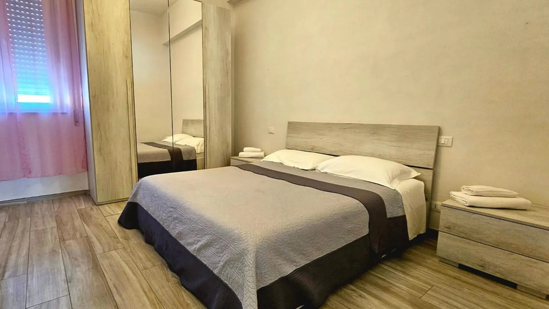 Acropolis Apartment Viareggio Italy